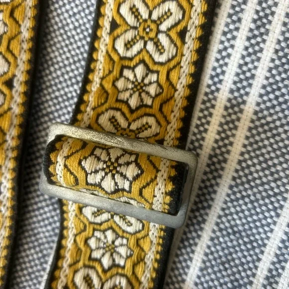 Black and Yellow Floral Strap - Picture 5 of 9